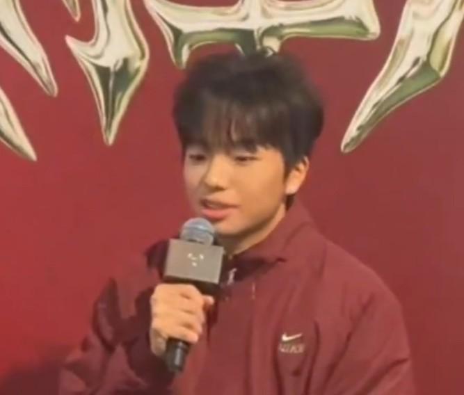 赏金女王试玩-李镇全：没想到和日本队差距这么大，在场上有一种无力感